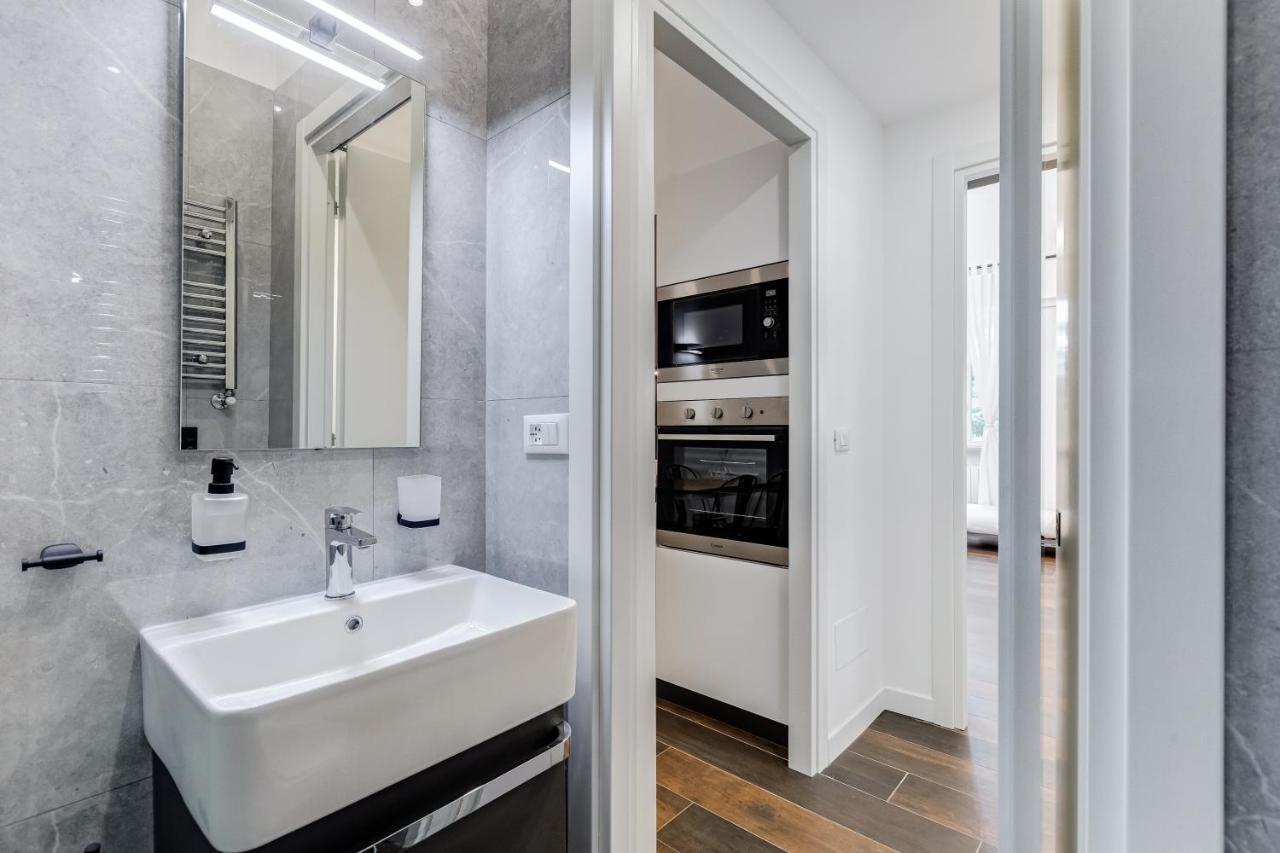 Bdc - The Boss: Stunning 2-Bdr Apartment @Termini Рим Екстериор снимка